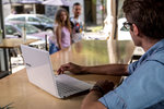 Samsung ATIV Book 9 Lite z ekranem dotykowym ? elegancja i nowe możliwości
